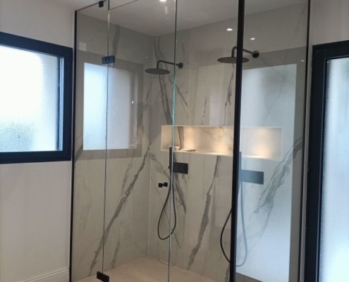 paroi de douche en verre sur mesure 2 cotés