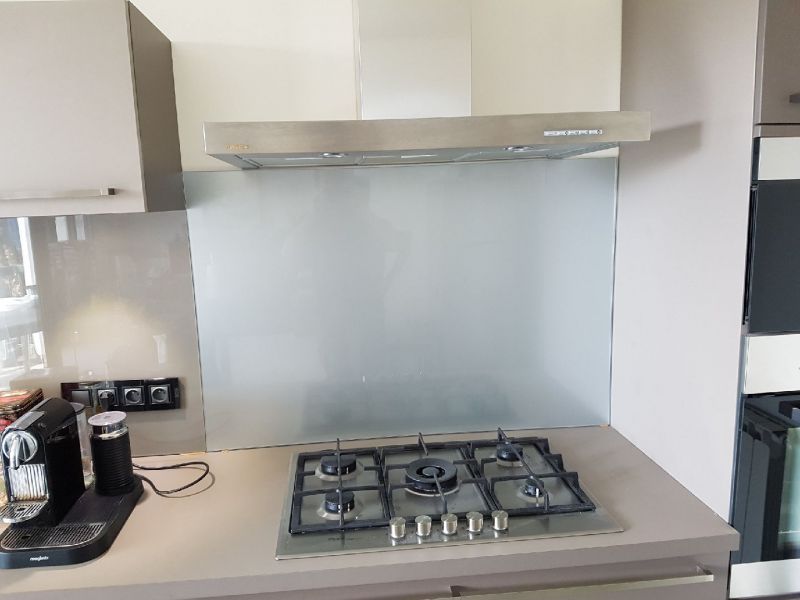 miroiterie_avignon_credence_verre_sur_mesure-12