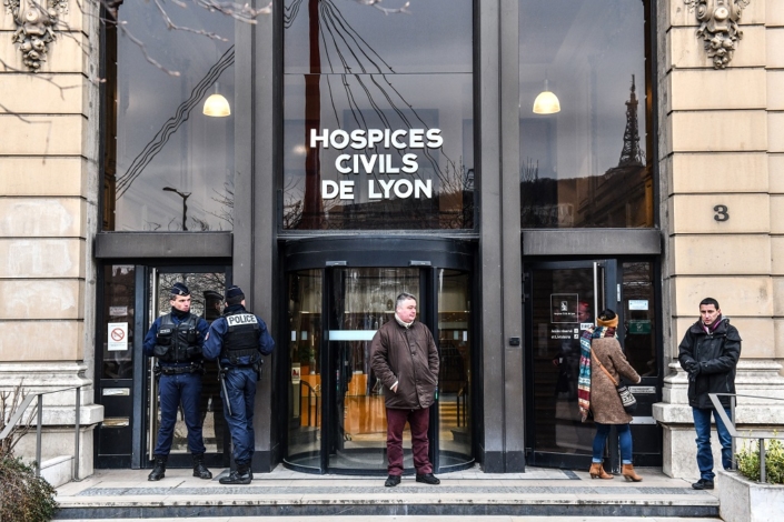 vitrerie_stephanoise_restauration_verriere_hospice_civil_lyon_2